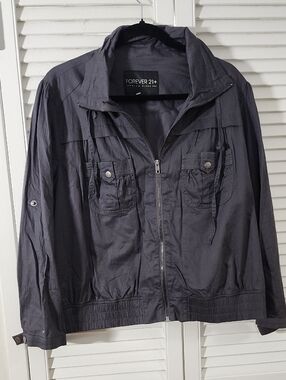 Forever 21 Gray Zip-Up Lightweight Jacket